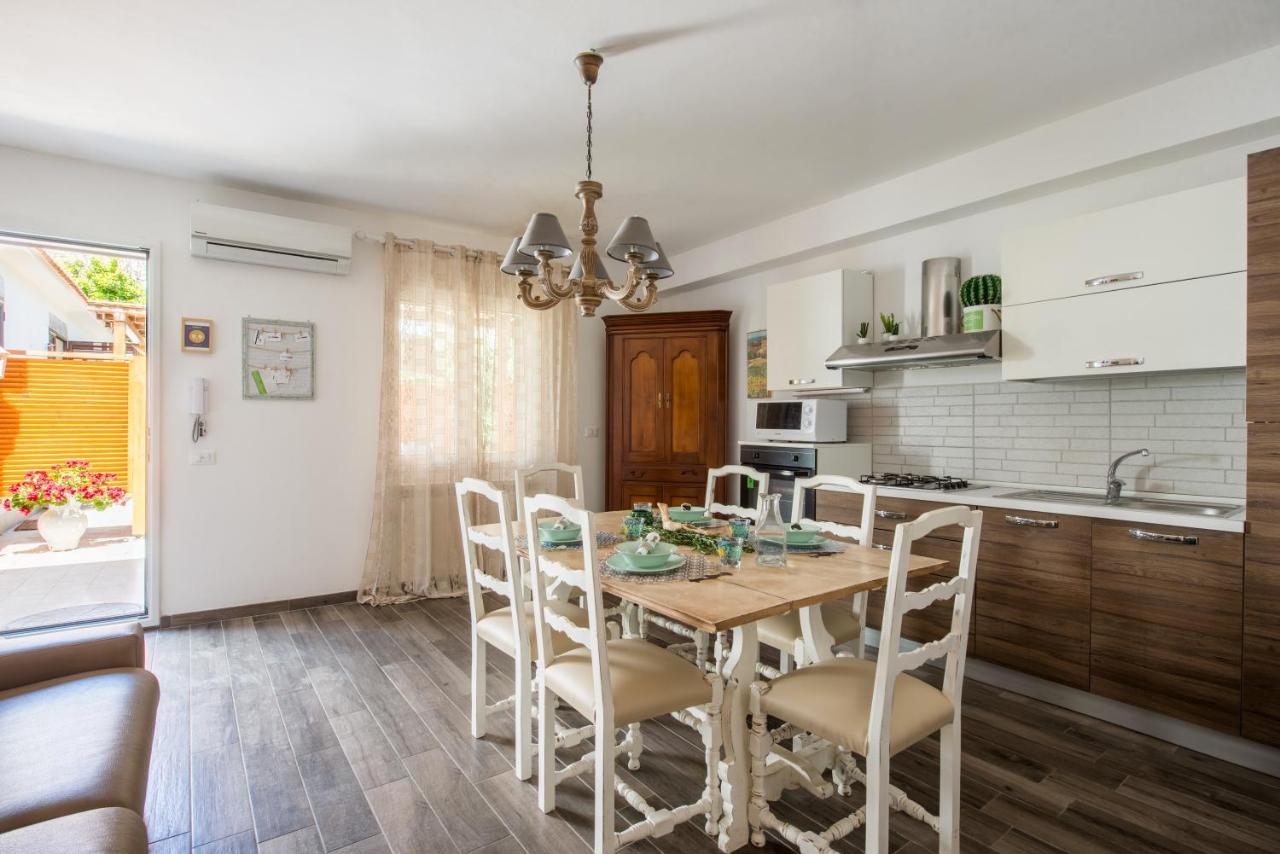 Villa Cinzia-150 Mt From The Beach 蒙德罗 外观 照片
